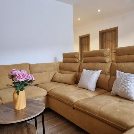 Apartment Niko Senj  Buitenkant foto