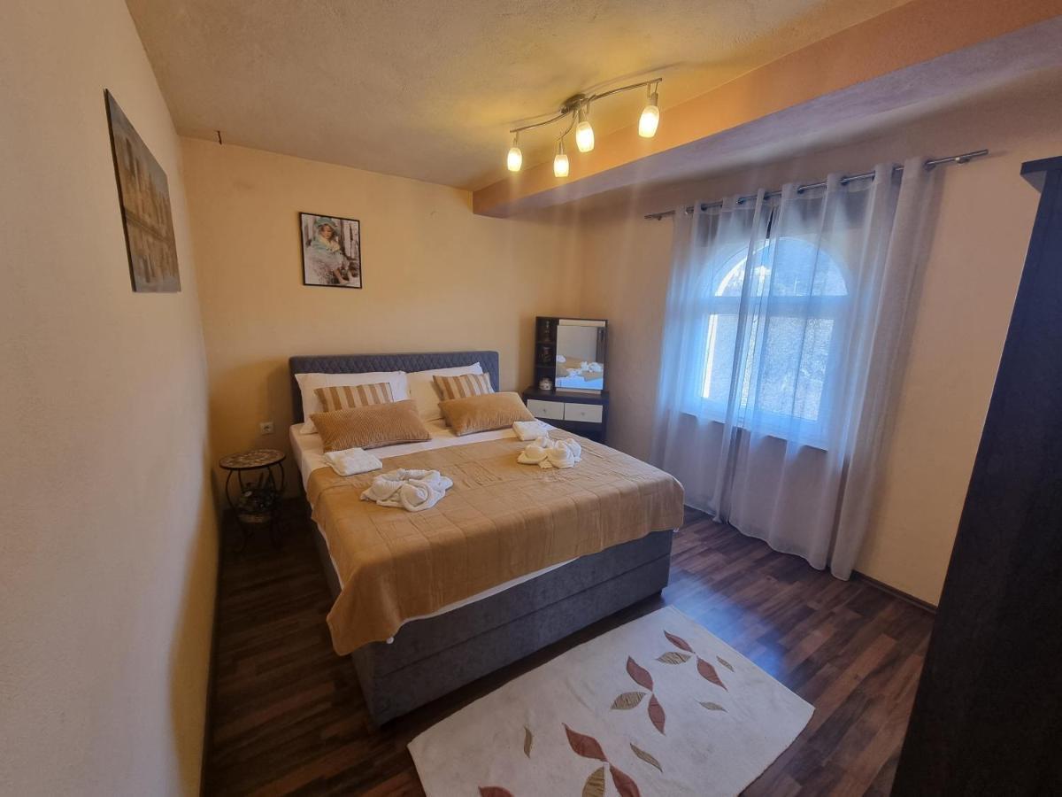 Apartment Niko Senj  Buitenkant foto