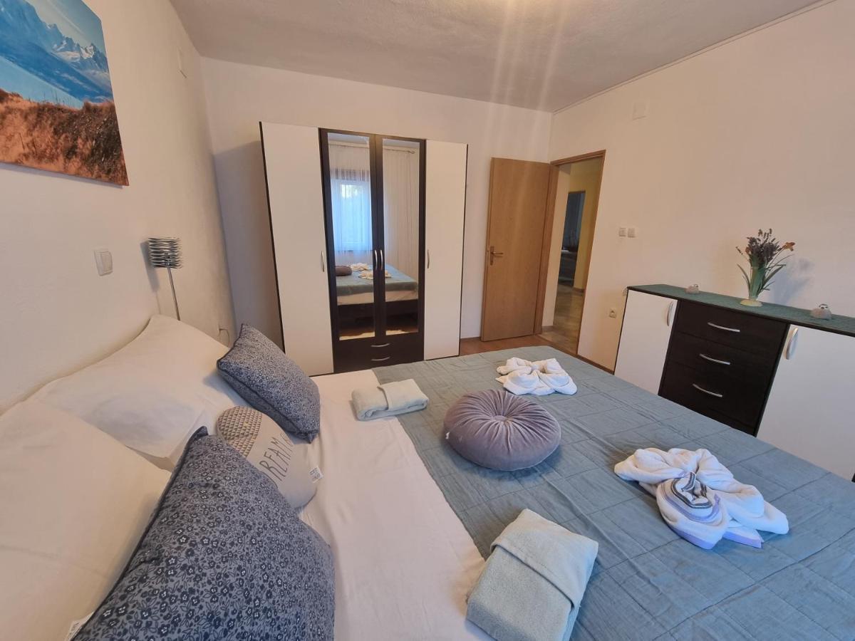 Apartment Niko Senj  Buitenkant foto