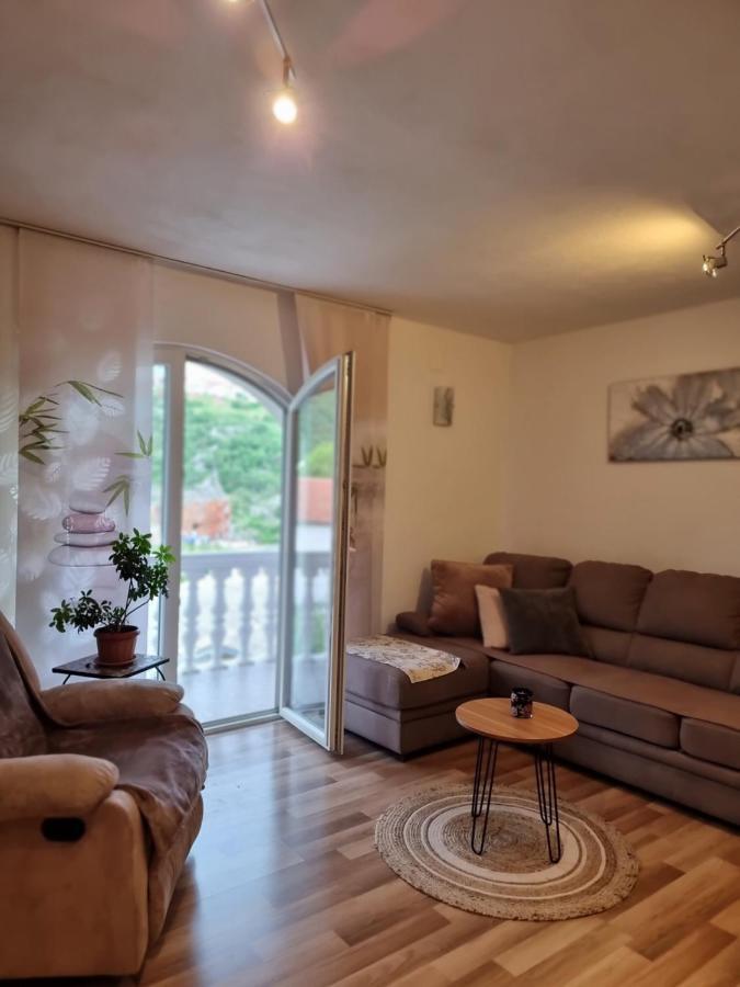Apartment Niko Senj  Buitenkant foto
